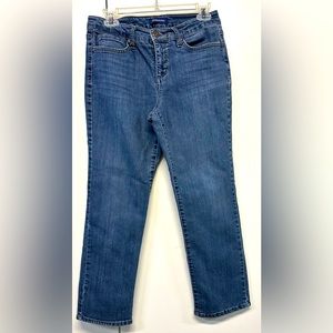 Bandolino Mandie Woman’s Blue Jeans - Size 8P